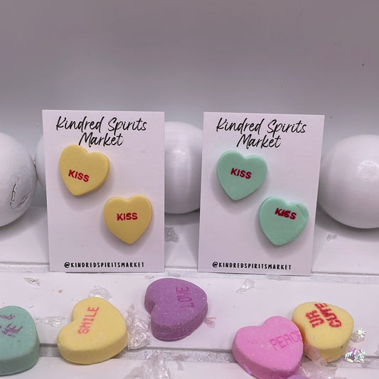 # 1123 Kiss conversation heart studs