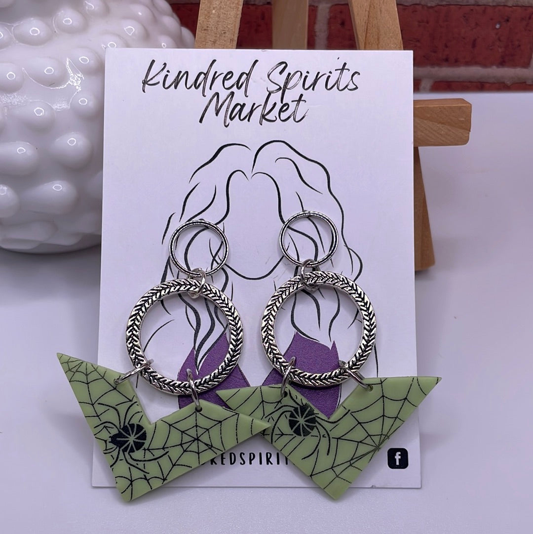 # 1075 Dangle