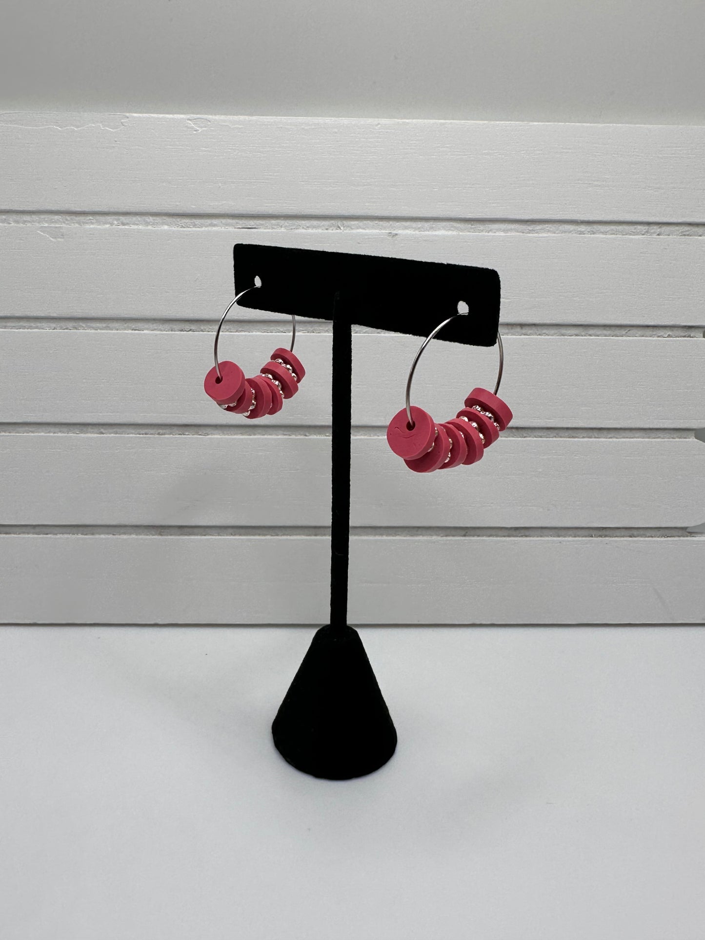 # 886 Dangle Hoops