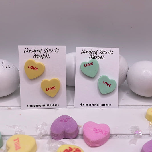 # 1129 Love conversation heart studs