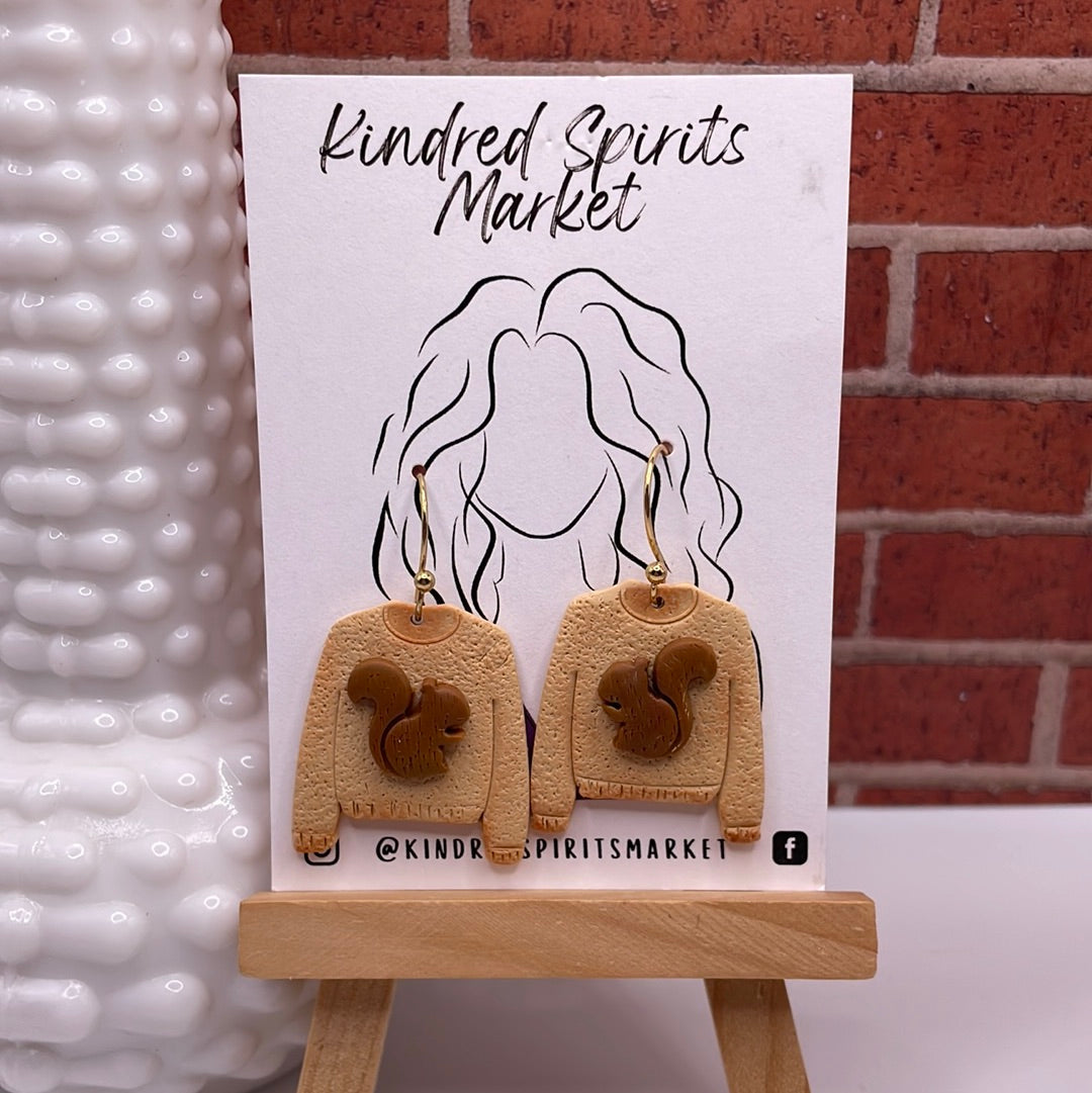 1085 large dangle, fall sweater