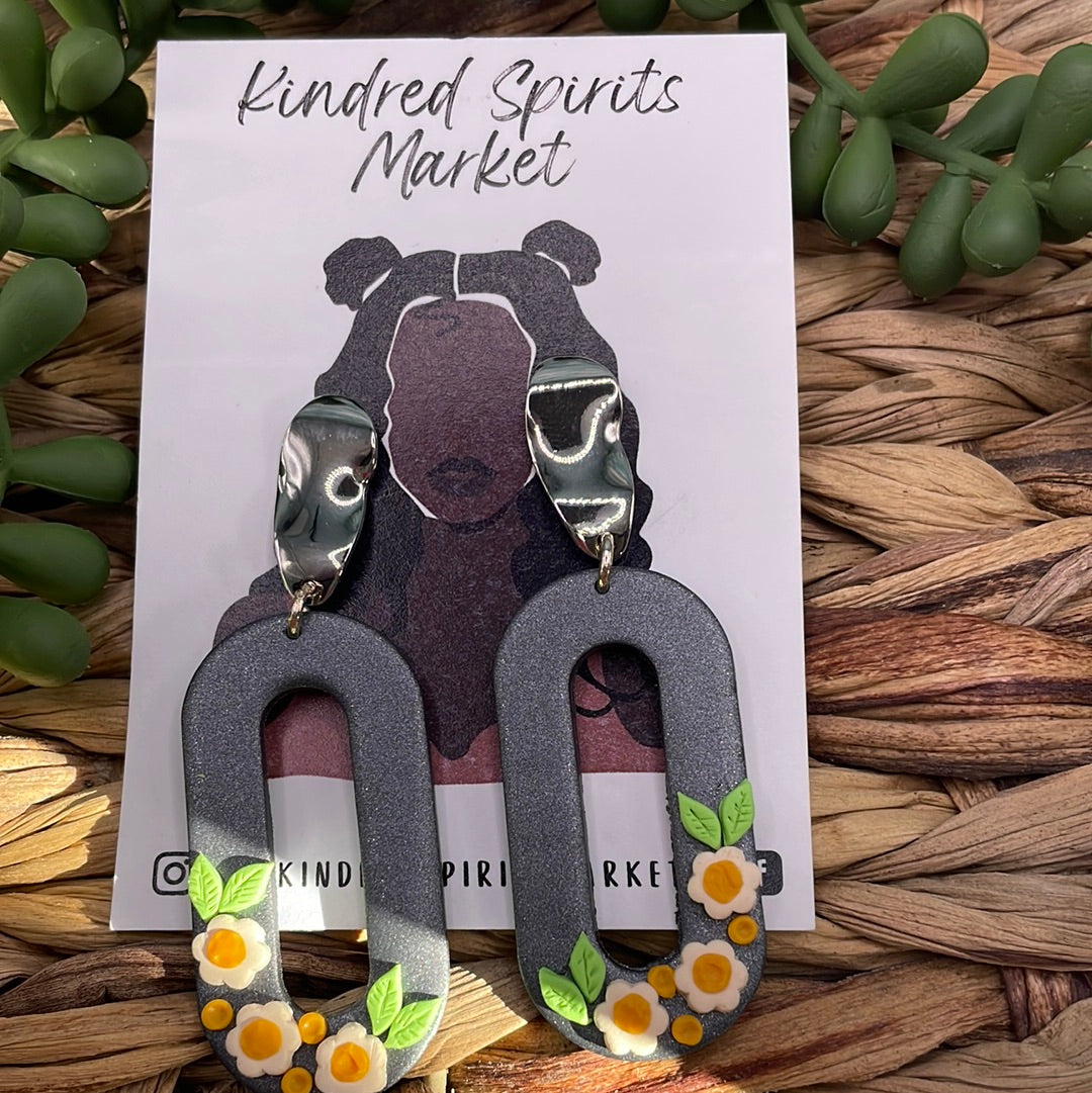 # 681 Large Dangle